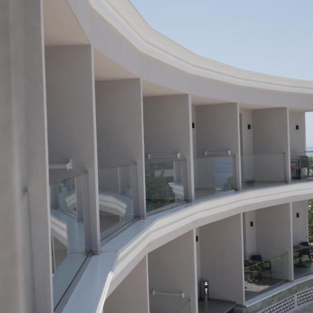 Ebbi Hotel Dhërmi Exteriör bild